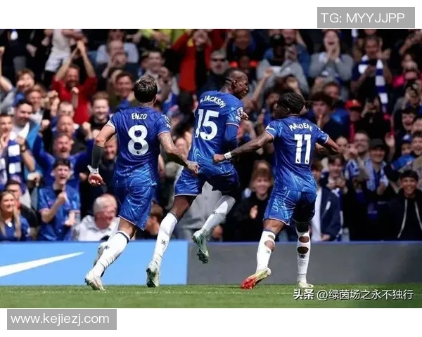 德甲经典对决切尔西逆转里昂红牌争议引发全场热议