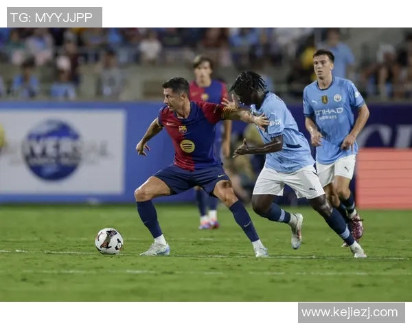 足总杯精彩对决巴萨5-1曼城帽子戏法引爆全场热情分析