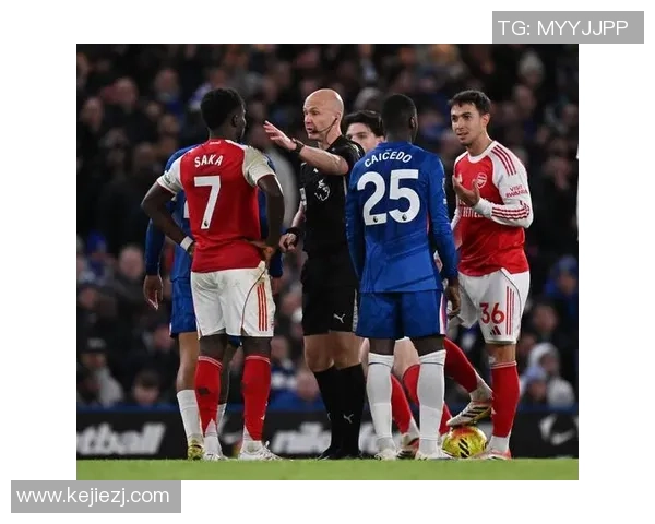 友谊赛阿森纳与切尔西战平红牌争议引发全场热议