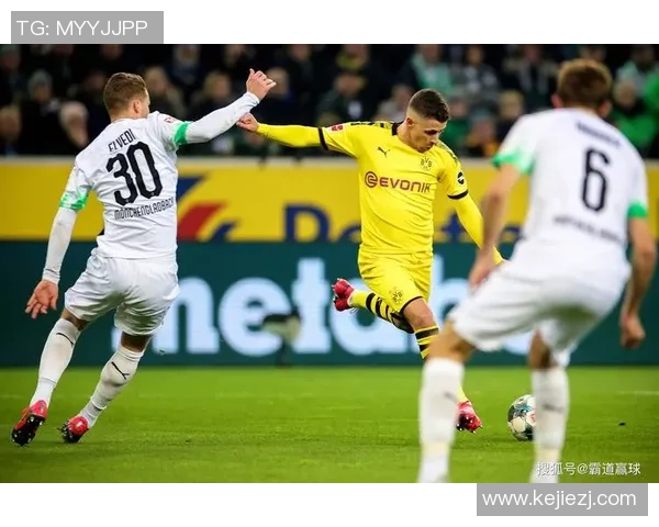 意甲激战：多特蒙德狂胜巴萨五球大捷帽子戏法引爆全场热情