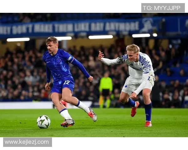 英超激战切尔西小胜多特蒙德帽子戏法引发争议判罚热议