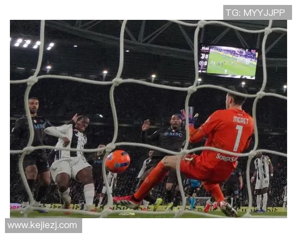 尤文图斯友谊赛大胜那不勒斯红牌事件引发全场热议与数据分析 尤文图斯友谊赛大胜那不勒斯红牌事件引发全场热议与数据分析