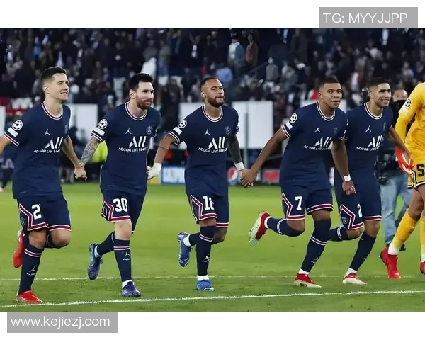 欧冠对决：巴黎圣日耳曼与马竞激战成和数据分析揭示比赛亮点